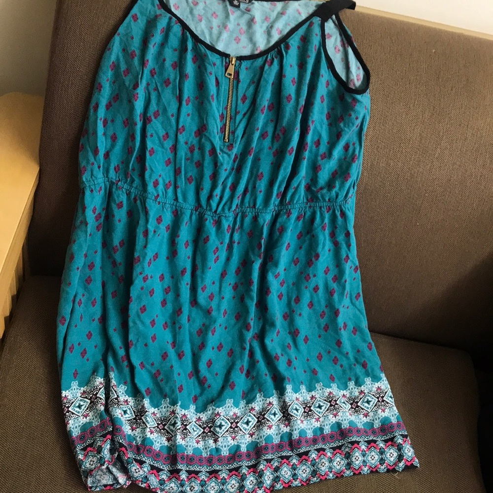 Blue/ Green dress flowy dress with designs.